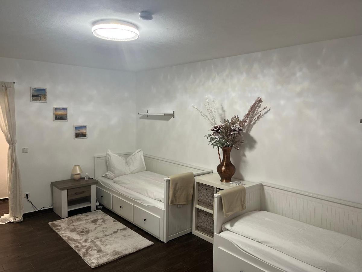 Bibis Ferienwohnung Мюнхен Екстериор снимка