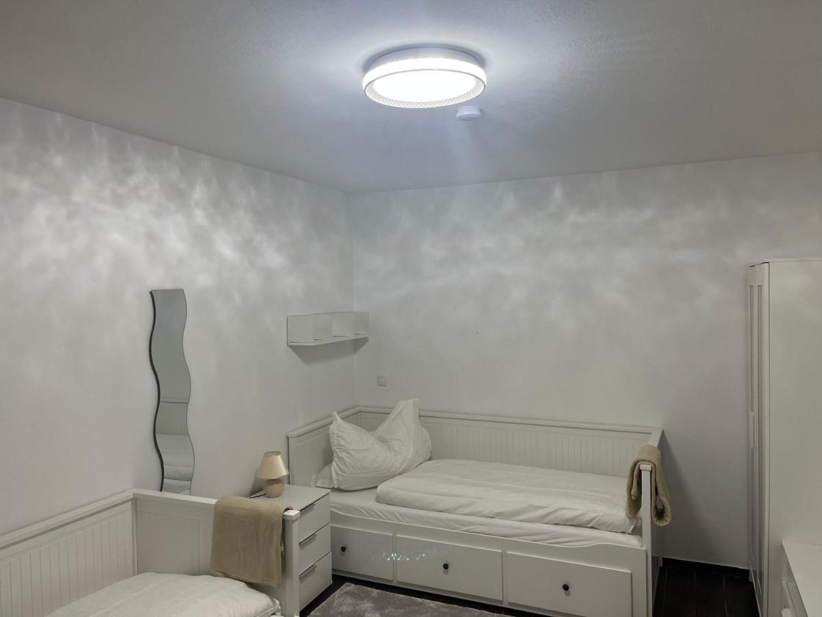 Bibis Ferienwohnung Мюнхен Екстериор снимка